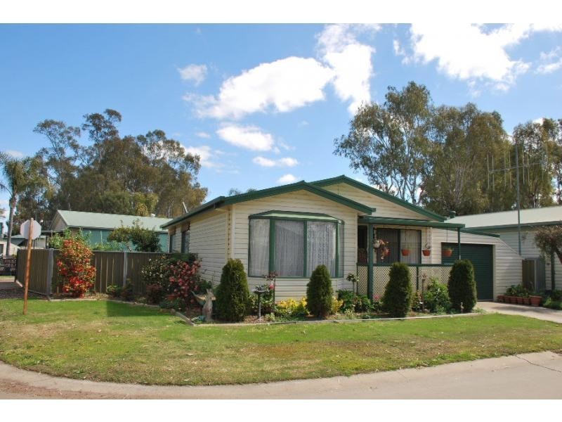 23 Oasis Drive, Oasis Village, Cobram VIC 3644