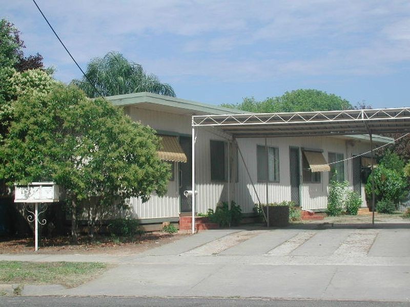 Unit 2/57 Warkil Street, Cobram VIC 3644