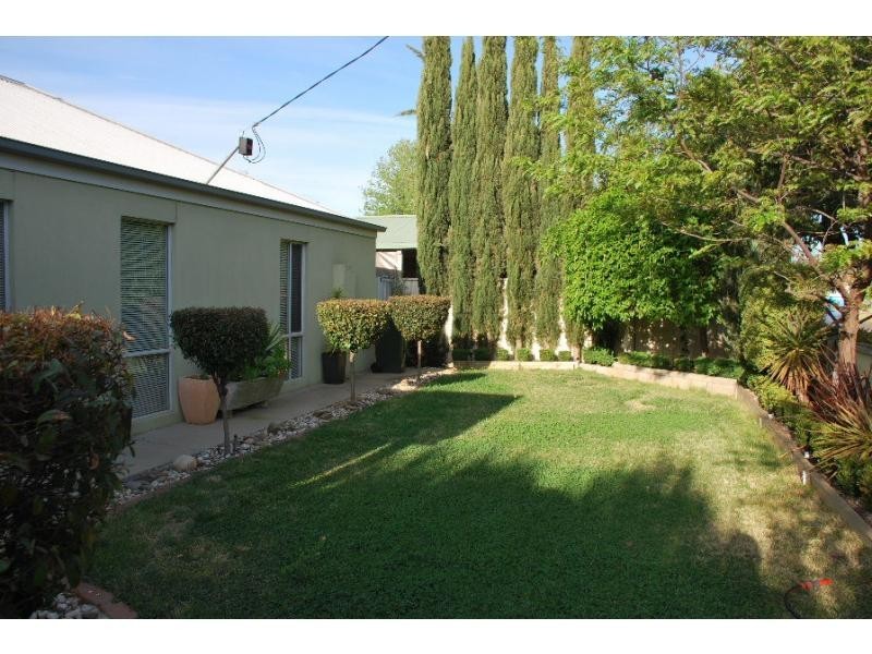 5A Boorin Street, Cobram VIC 3644