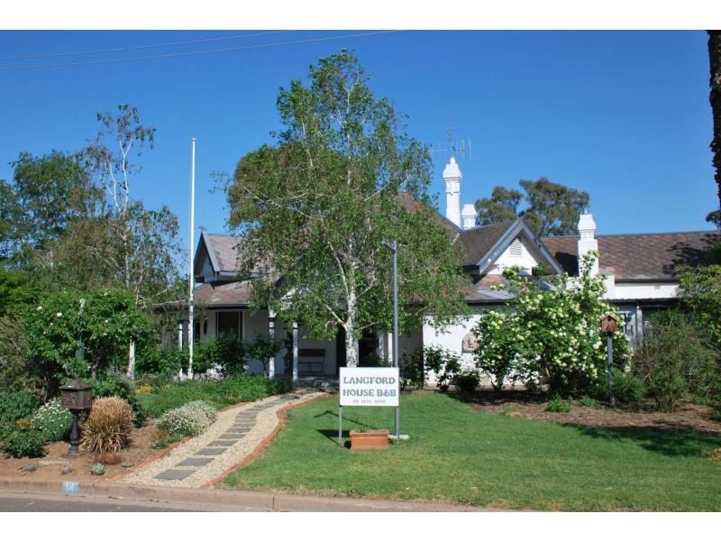 14 Bridge Street, Tocumwal NSW 2714