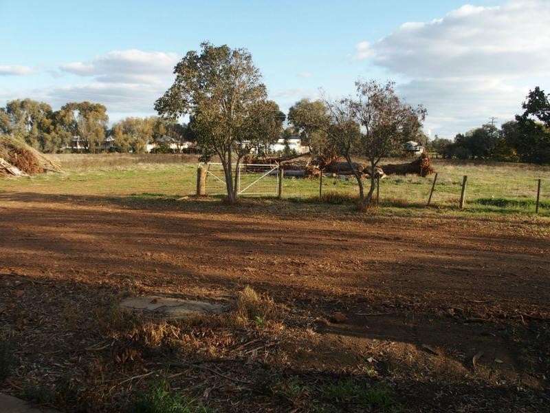 3365 Tocumwal- Barooga Road, Barooga NSW 3644