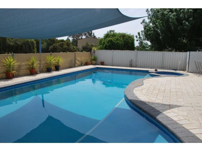 13 Sandmount Road, Cobram VIC 3644
