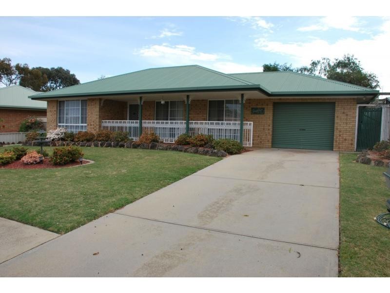 4 Scenic Drive, Cobram VIC 3644