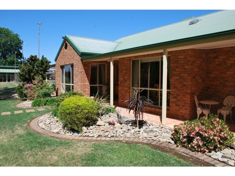7 Grant Court, Cobram VIC 3644