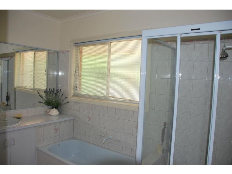 7 Grant Court, Cobram VIC 3644