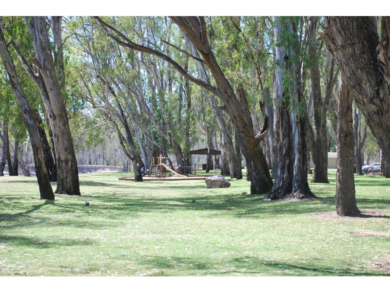 7 Grant Court, Cobram VIC 3644