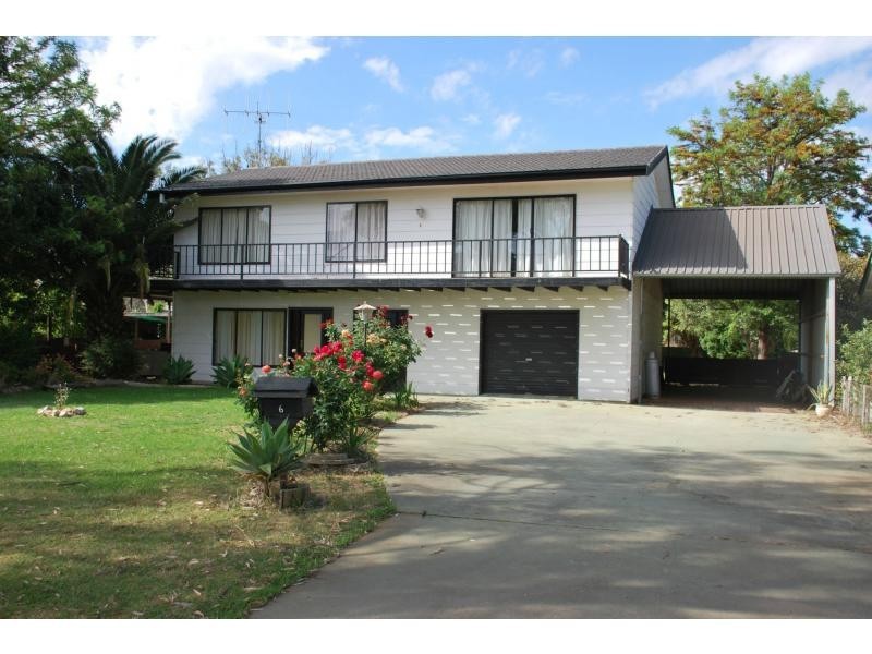 6 Hillson Street, Tocumwal NSW 2714