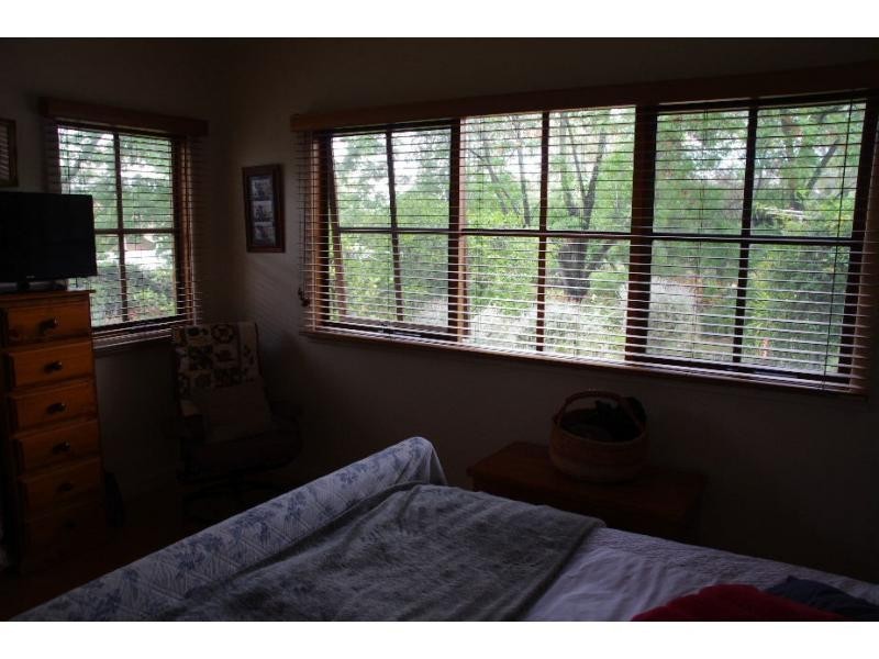 69 Hennessy Street, Tocumwal NSW 2714