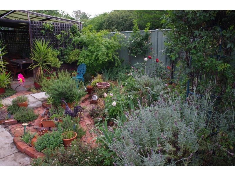 69 Hennessy Street, Tocumwal NSW 2714