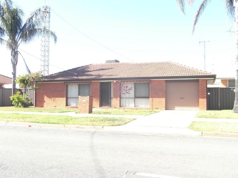 1/1a Bank Street, Cobram VIC 3644