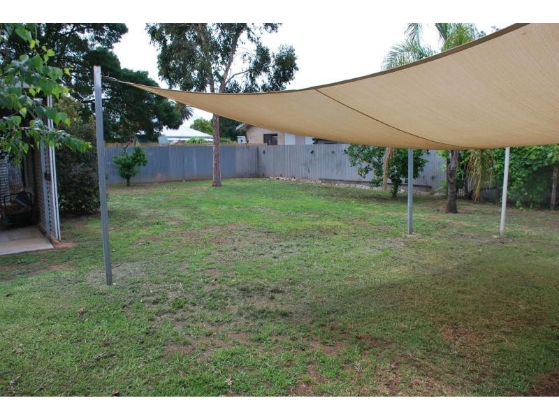 18 Thompson Avenue, Cobram VIC 3644