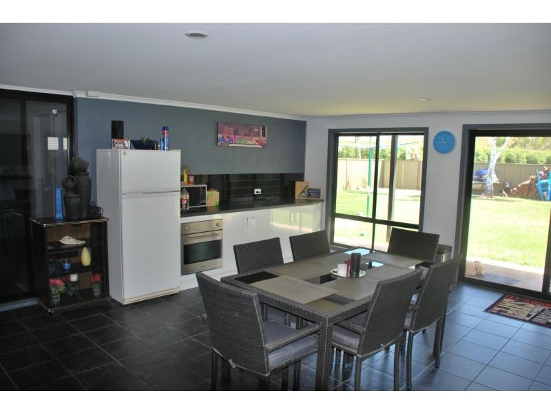9 Davey Street, Cobram VIC 3644