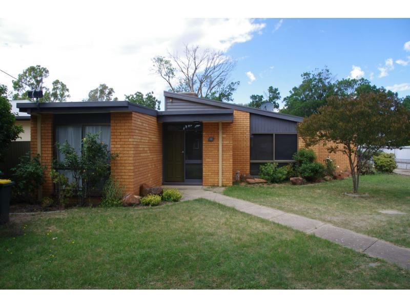 Unit 1/10 Sledmere Avenue, Cobram VIC 3644