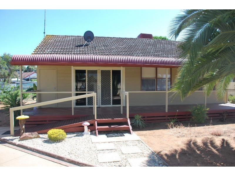 7 Christie Avenue, Cobram VIC 3644