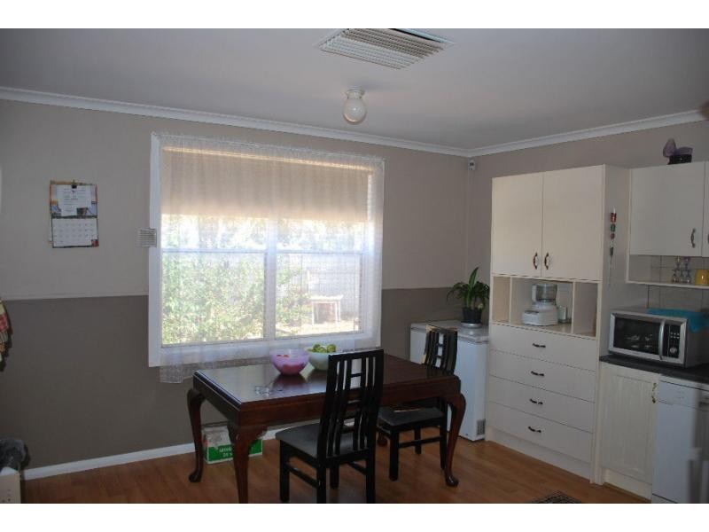 7 Christie Avenue, Cobram VIC 3644