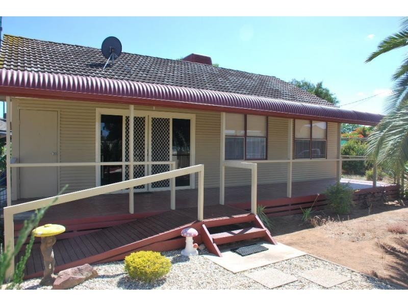7 Christie Avenue, Cobram VIC 3644
