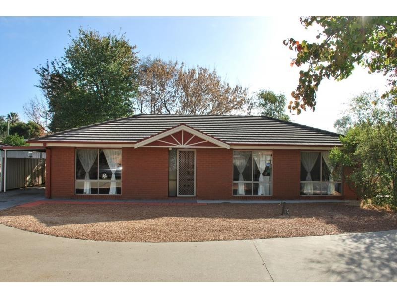 Unit 2/5 Manse Road, Cobram VIC 3644