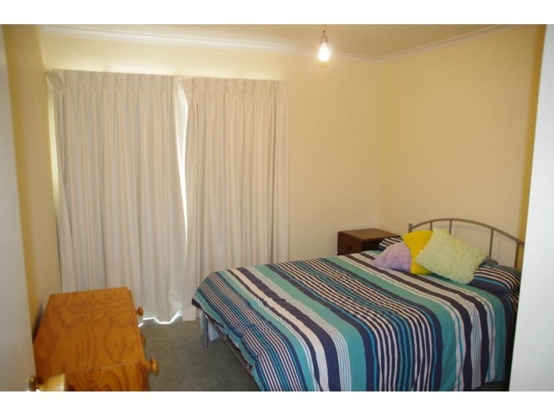 Unit 2/5 Manse Road, Cobram VIC 3644