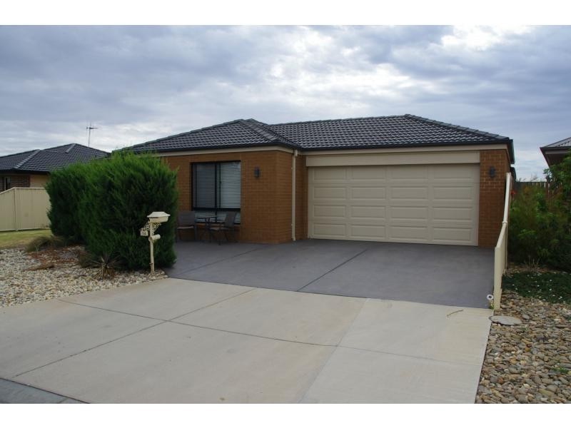 14 Josephine Court, Cobram VIC 3644