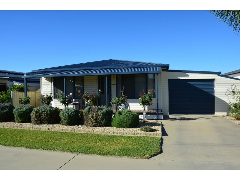 3 Savannah Drive, Green Palms Village, Cobram VIC 3644