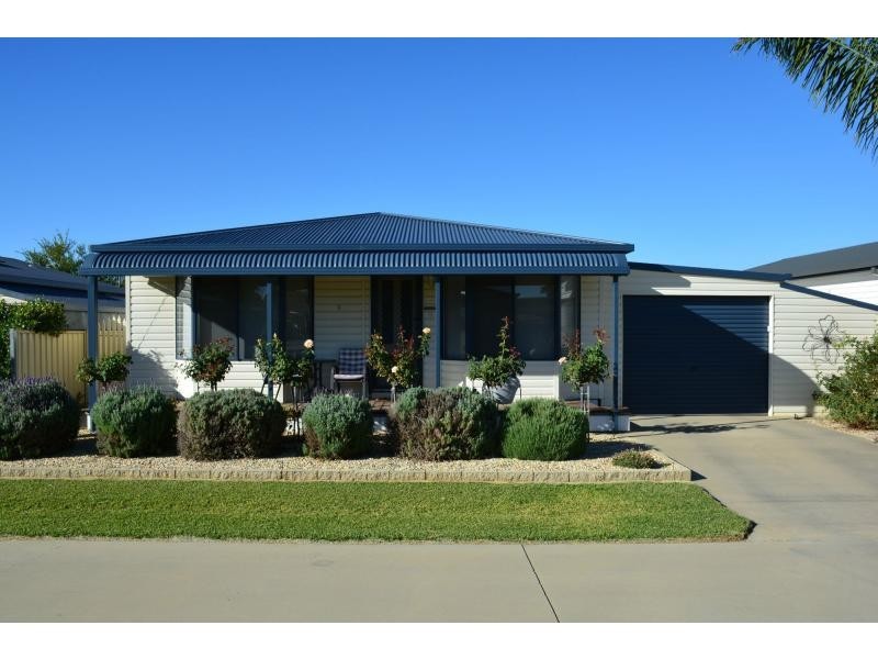 3 Savannah Drive, Green Palms Village, Cobram VIC 3644