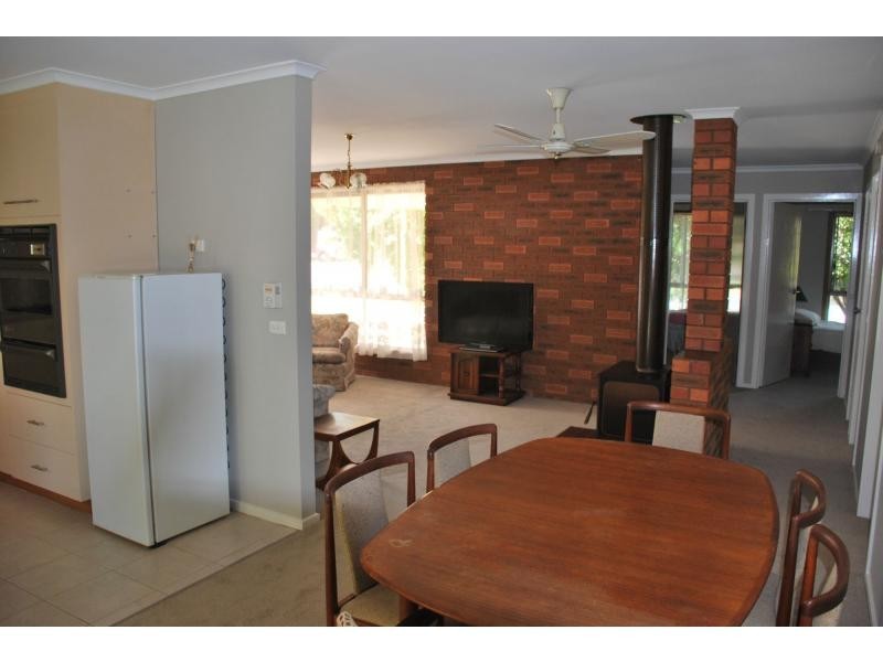 1 Hiles Court, Tocumwal NSW 2714