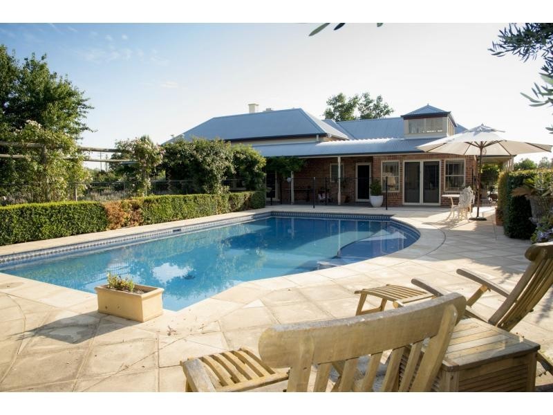 52 Dunkirk Road, Yarroweyah VIC 3644