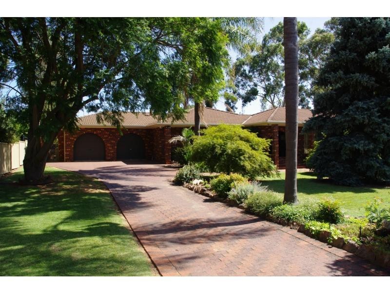 62 Barinya Street, Barooga NSW 3644