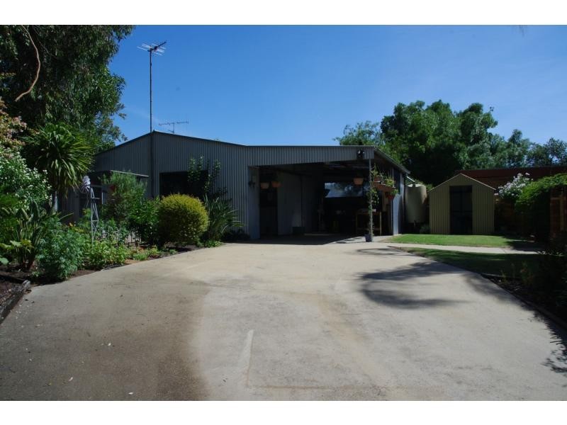 62 Barinya Street, Barooga NSW 3644