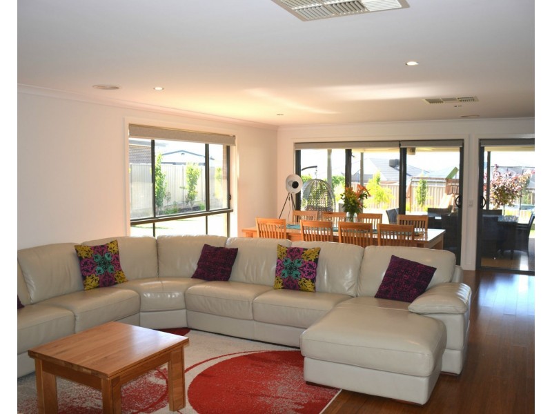 8 Villa Court, Cobram VIC 3644