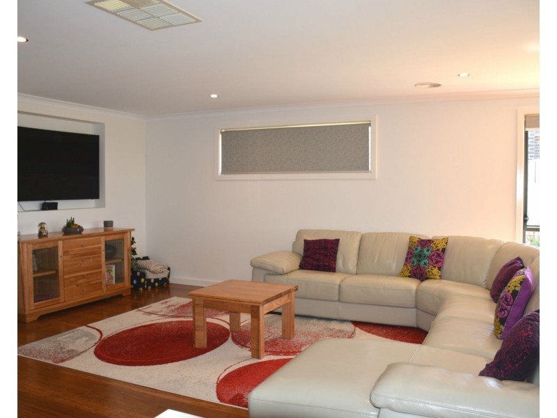 8 Villa Court, Cobram VIC 3644