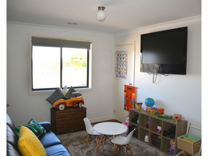 8 Villa Court, Cobram VIC 3644