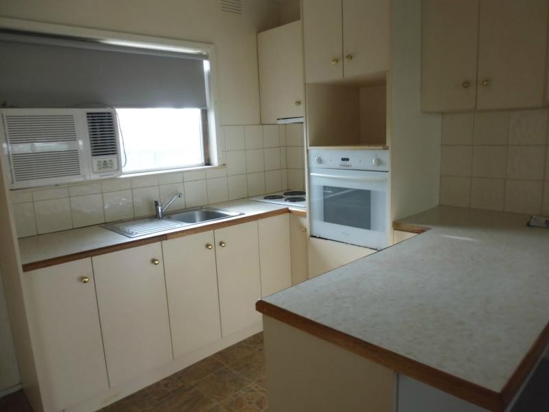 Unit 2/8 Gemmell Street, Cobram VIC 3644