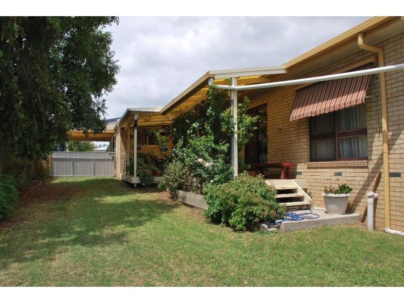 12 Howard Street, Barooga NSW 3644