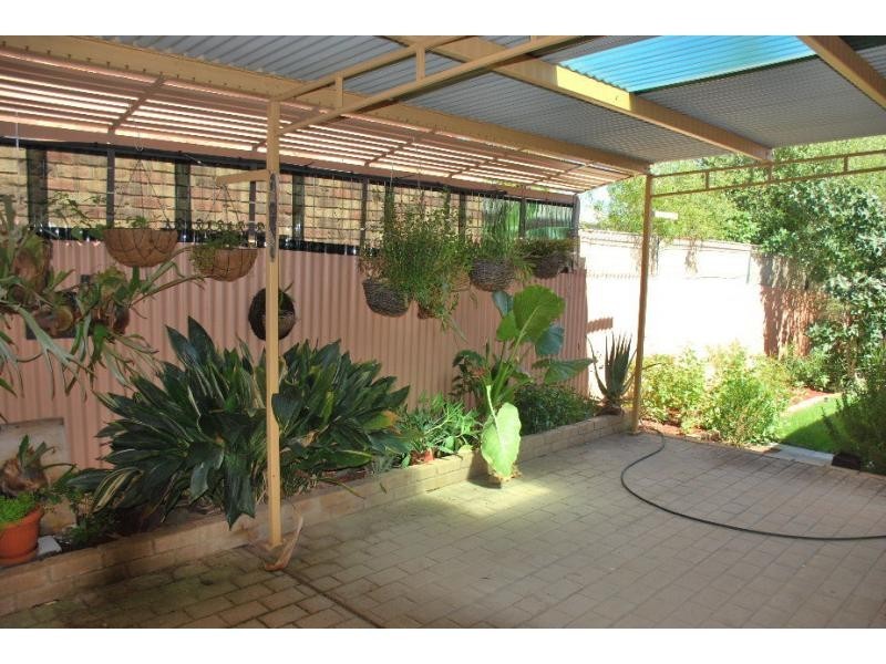 12 Howard Street, Barooga NSW 3644