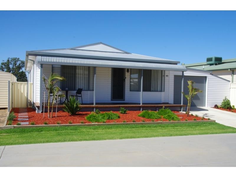 45 Andre Street, Green Palms Village, Cobram VIC 3644