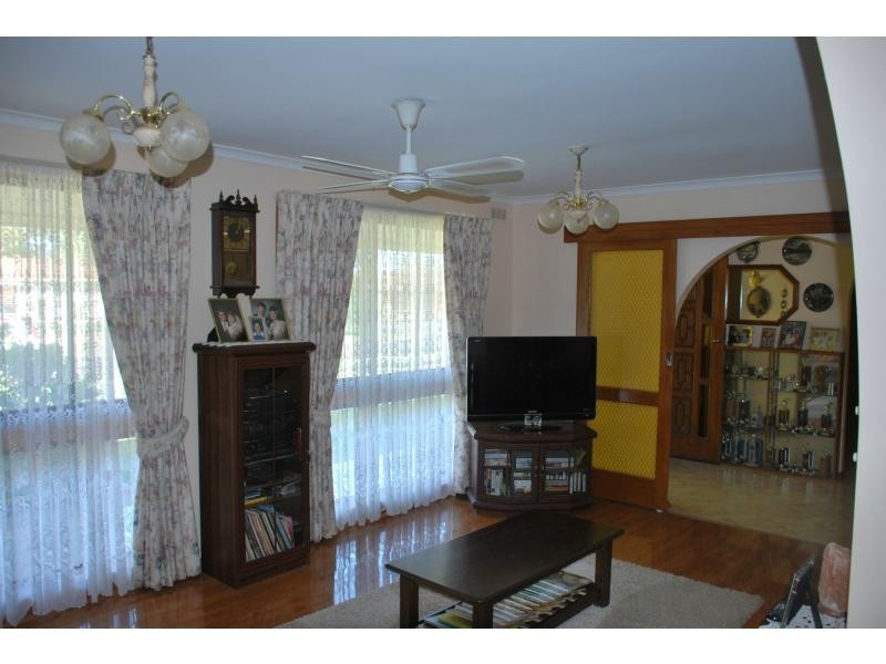 9 Toms Drive, Cobram VIC 3644