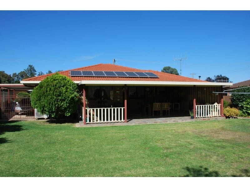 9 Toms Drive, Cobram VIC 3644