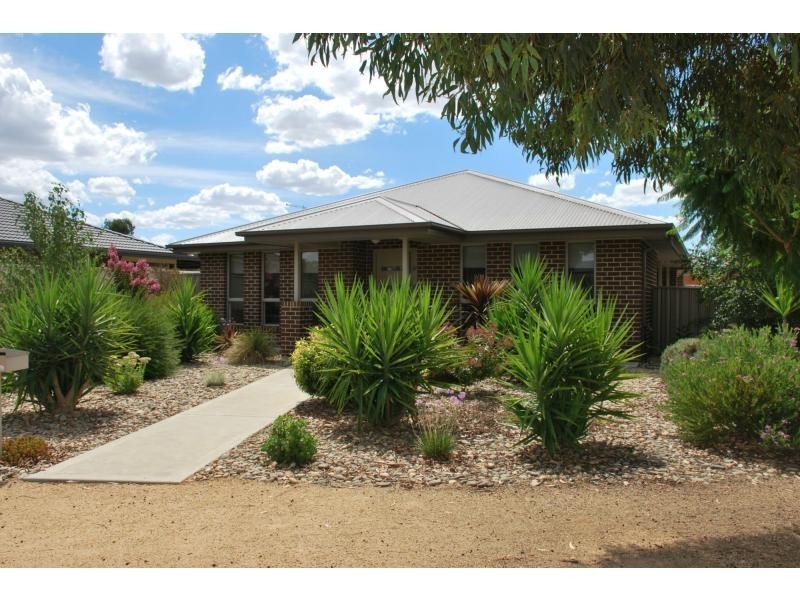 14 Bisogni Drive, Cobram VIC 3644
