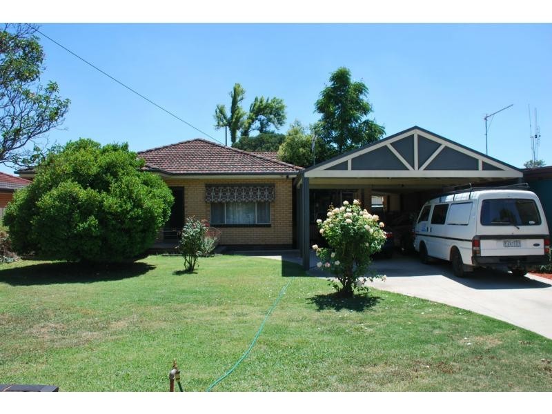 54 Karook Street, Cobram VIC 3644
