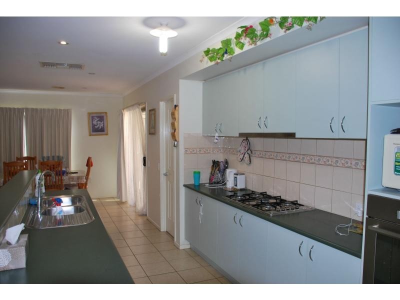 16 Gattuso Drive, Cobram VIC 3644