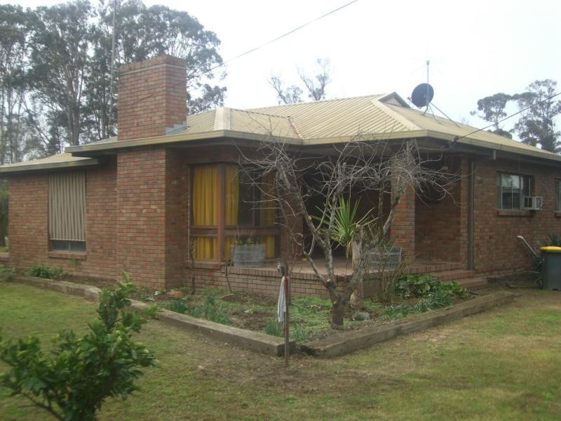 479 Singapore Rd, Yarroweyah VIC 3644