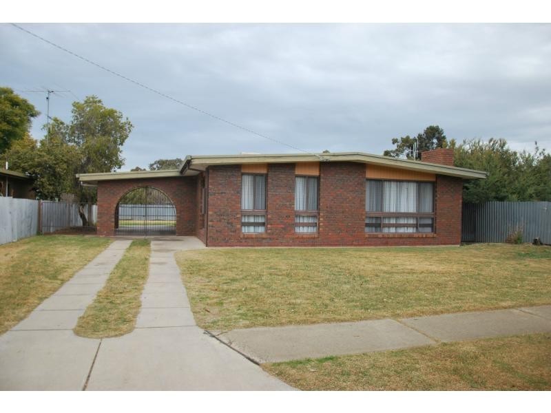 70 Mookarii Street, Cobram VIC 3644