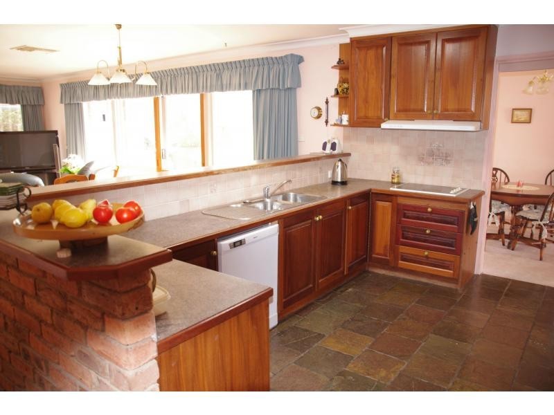 11 Apricot Circuit, Cobram VIC 3644