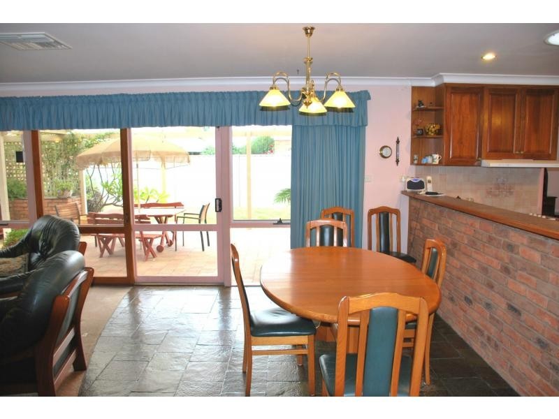 11 Apricot Circuit, Cobram VIC 3644