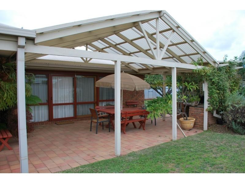 11 Apricot Circuit, Cobram VIC 3644