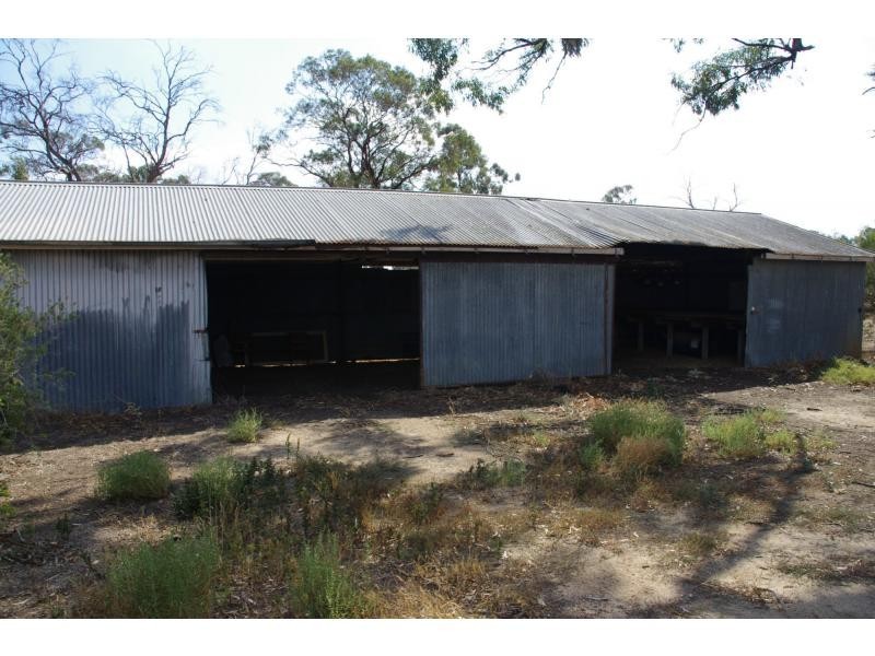 5059 Murray Valley Highway, Strathmerton VIC 3641