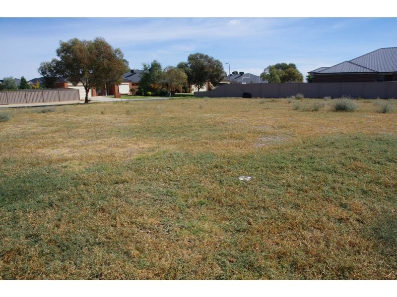 12 Bisogni Drive, Cobram VIC 3644