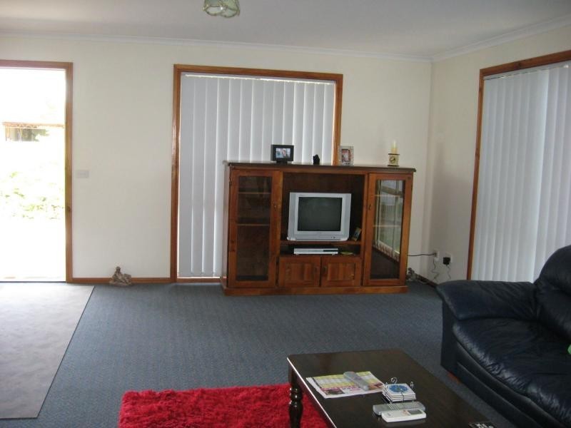 Unit 1 & 2/128 Deniliquin Street, Tocumwal NSW 2714