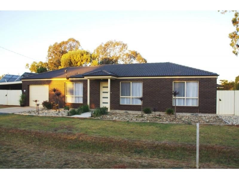 3 Brahe Street, Katamatite VIC 3649